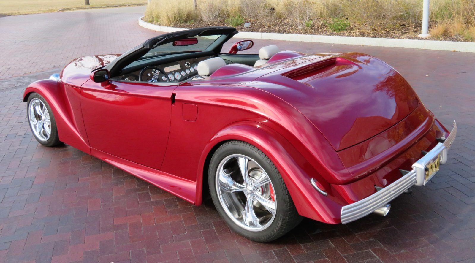 Gallery Contemporary Classic Cars, Inc.